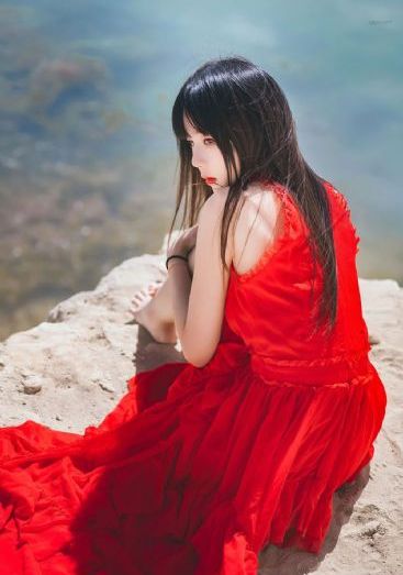 我的亲女让我进去了视频