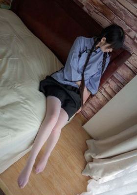俯卧撑